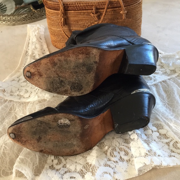 Vintage leather Zodiac ankle boots with silver. - Picture 7 of 8